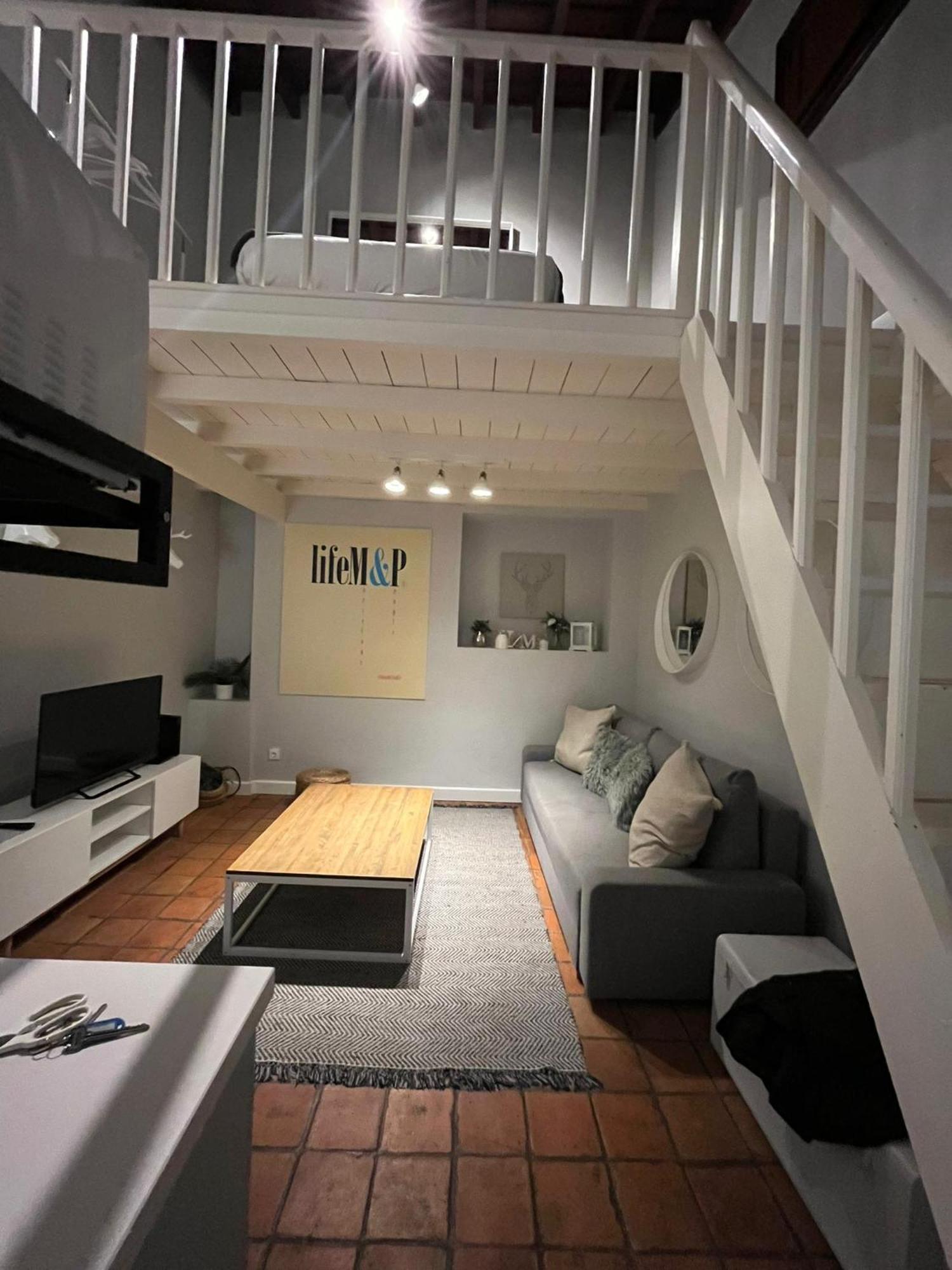 Life M&P Apartment Sevilla Bagian luar foto